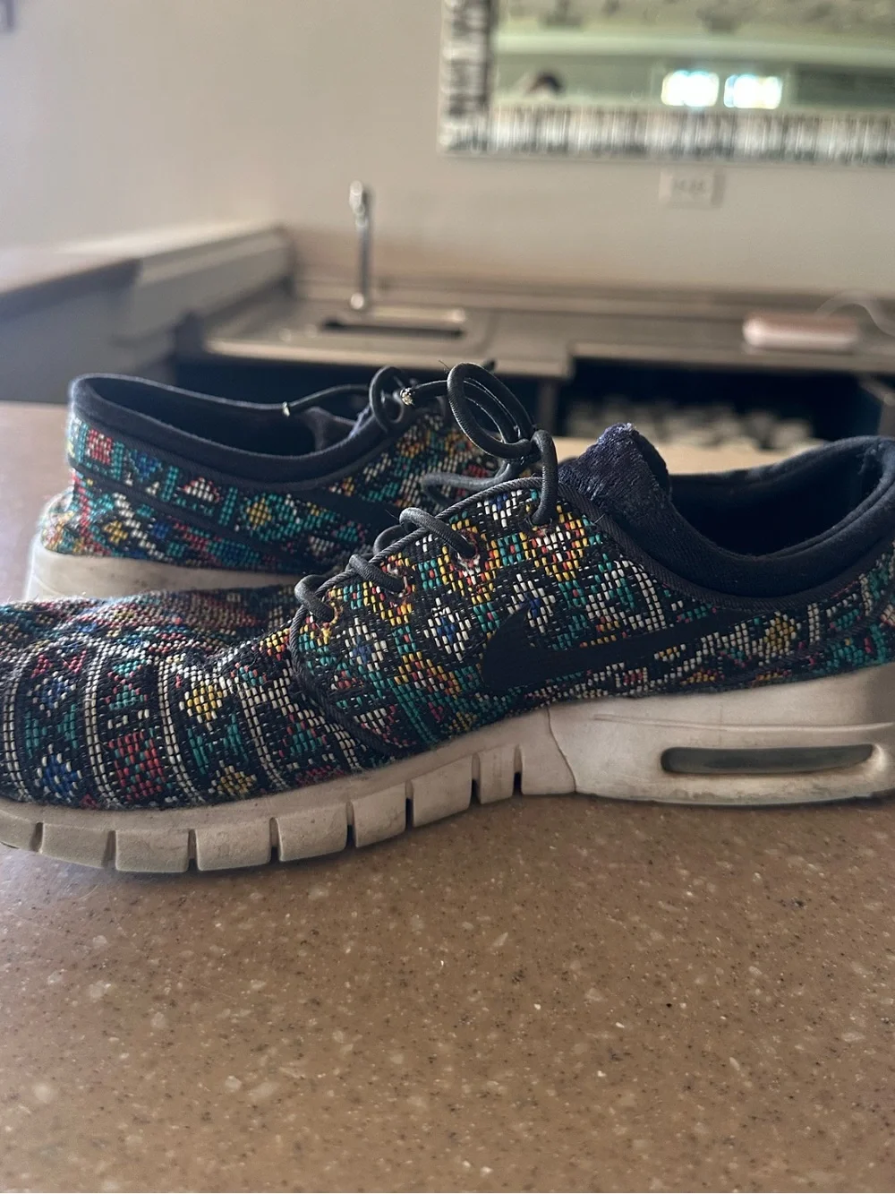 Nike colorful woven